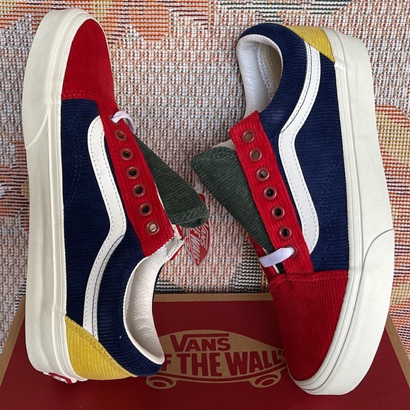 Vans WMNS Old Skool
(Mixed Corduroy)Mitingigr
VN0A5KRF94M
Sneakers - Picture 12 of 16